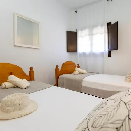 8 To 10 Sleeps Private Pool & Bbq Near Barcelona Villa *